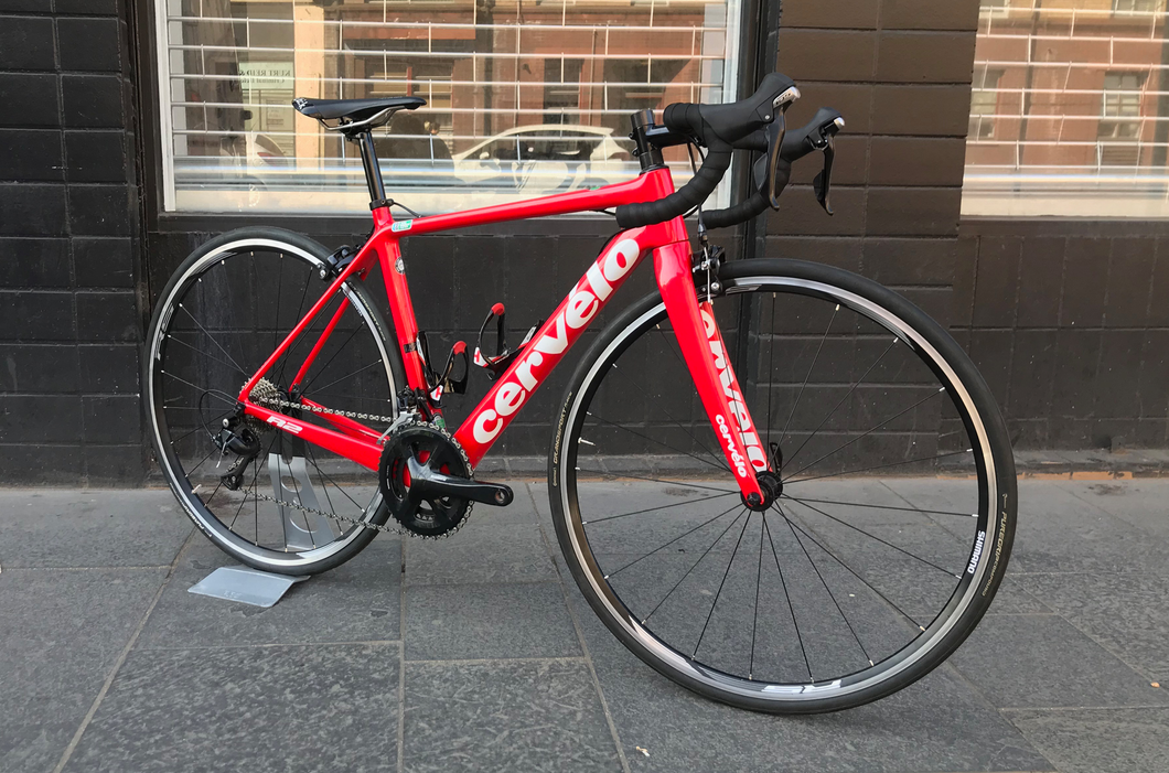 Cervelo R2 Carbon Road Bike Hire Bilsland Hire